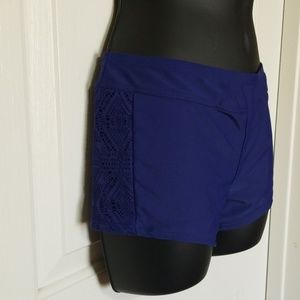 Swim shorts with crochet detailing